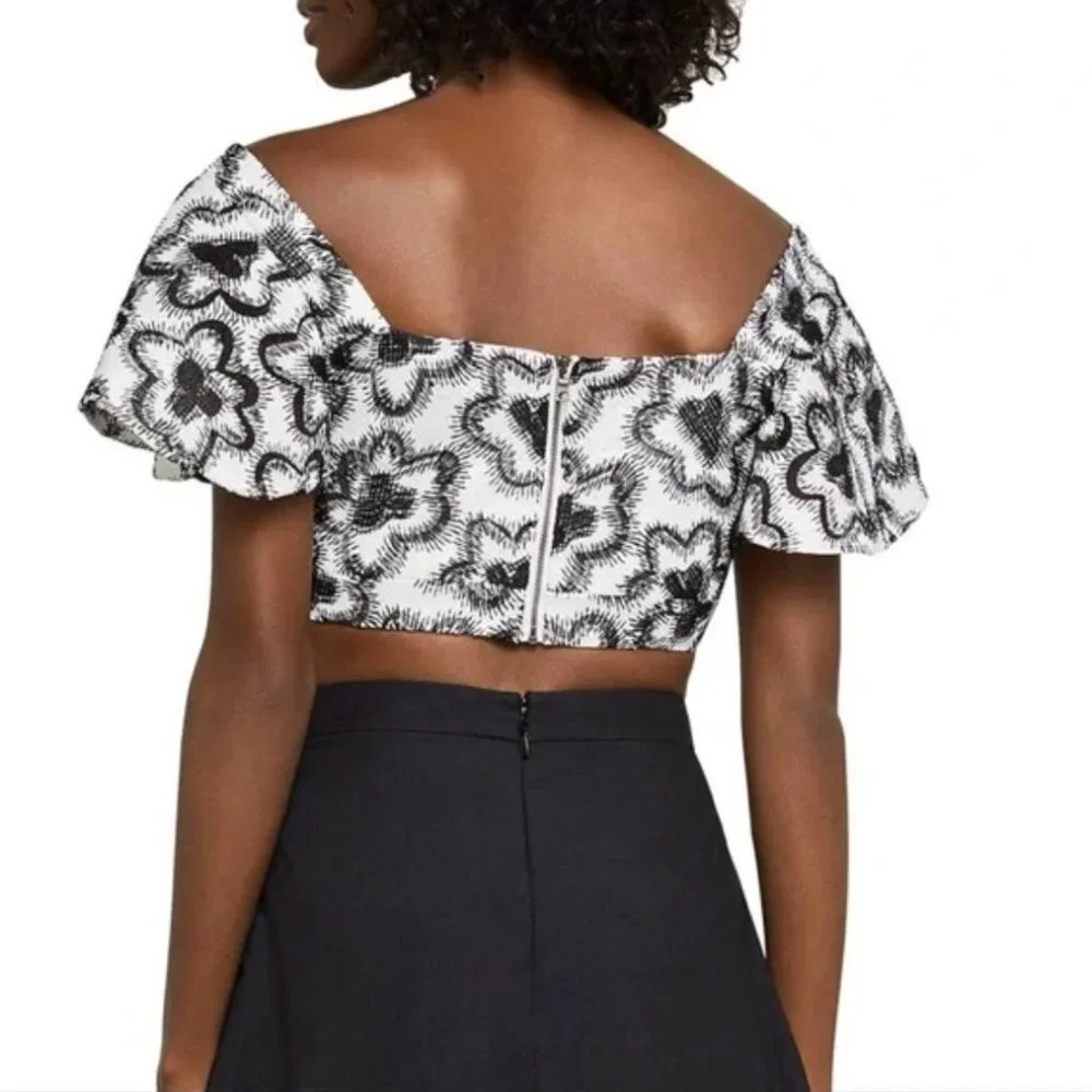 NWOT BCBGMaxAzria | Floral Embroidered Crop Top - Size L - Picture 2 of 11